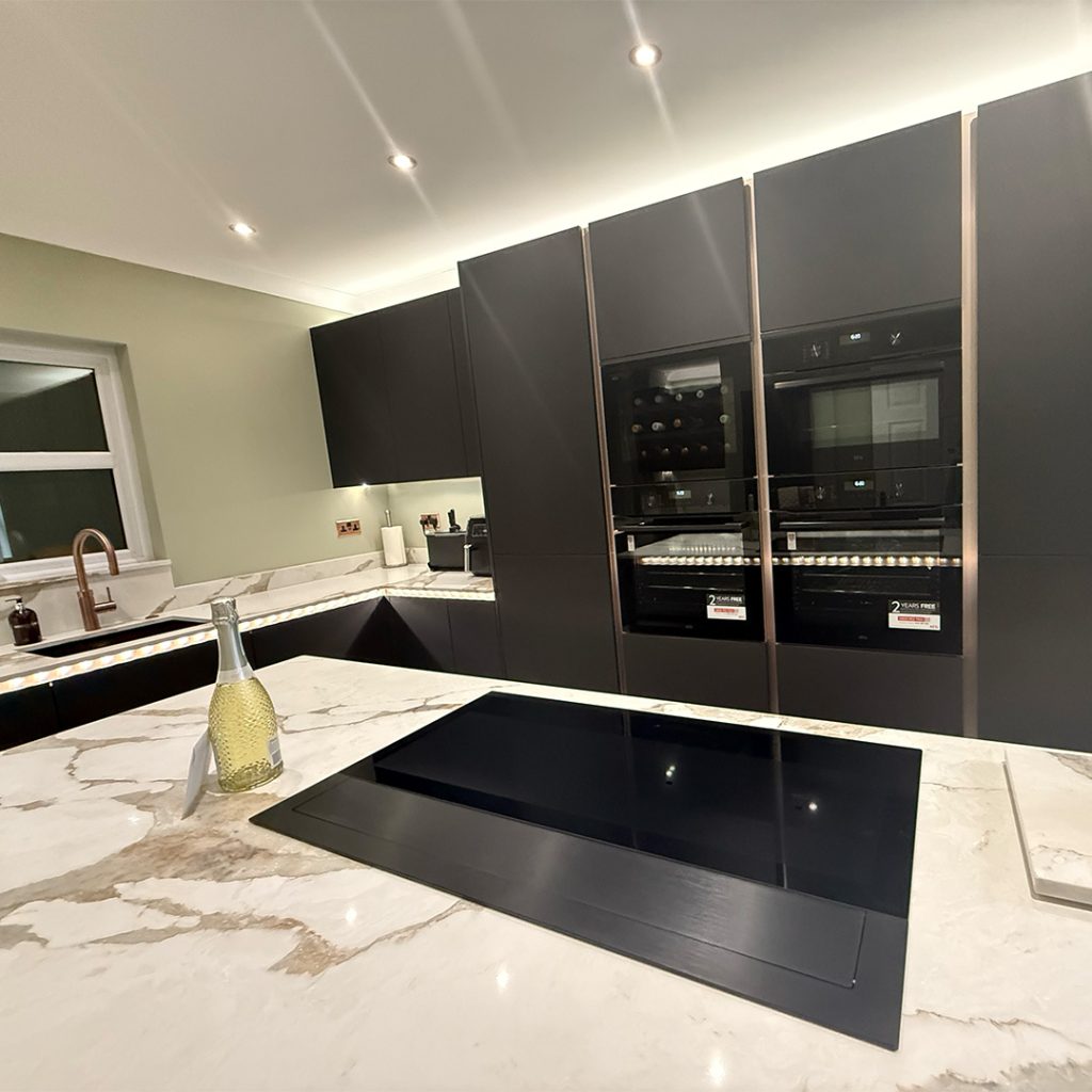 Toshs-Kitchen-04