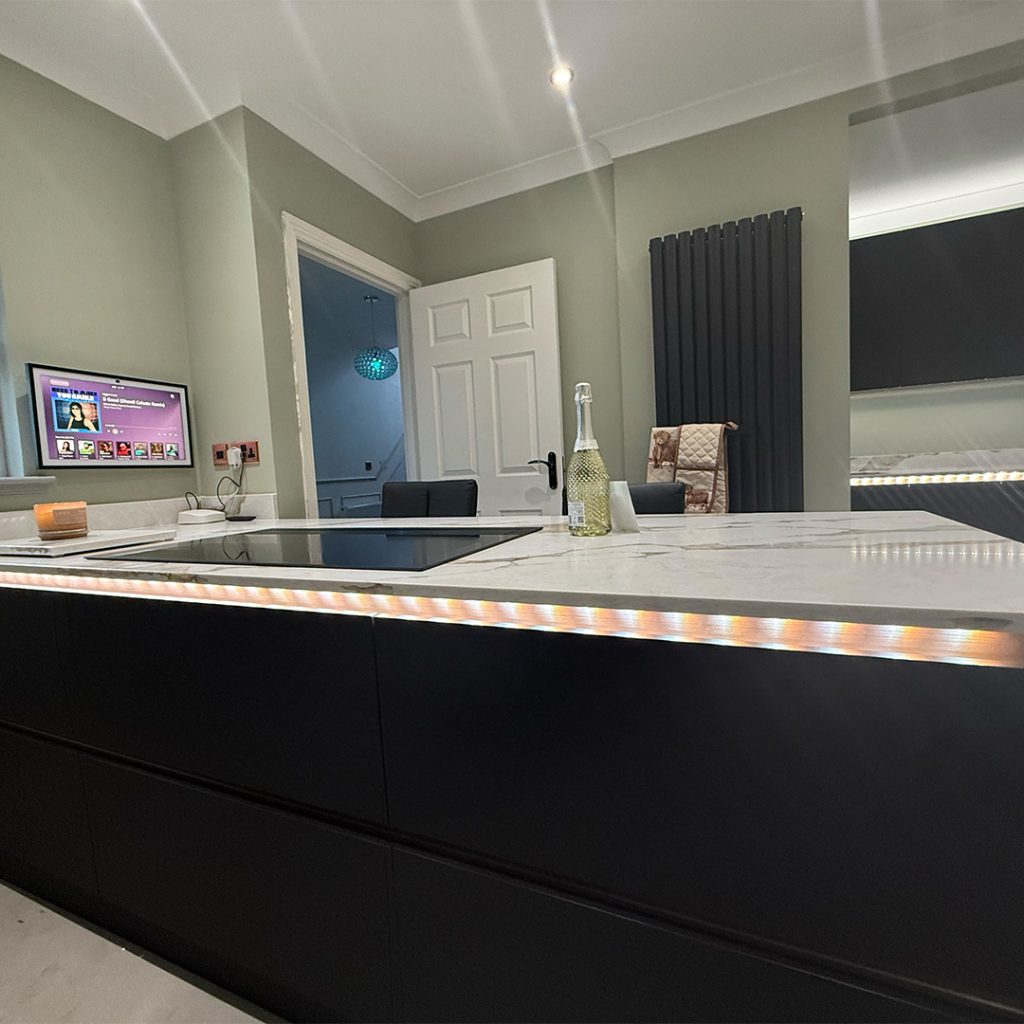 Toshs-Kitchen-05